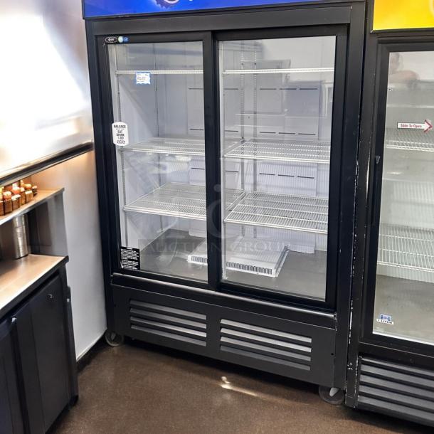 Excellent Condition QBD CD45-HC Glass Door Refrigerator – 115V – Tested & Working! - Image 6 of 7