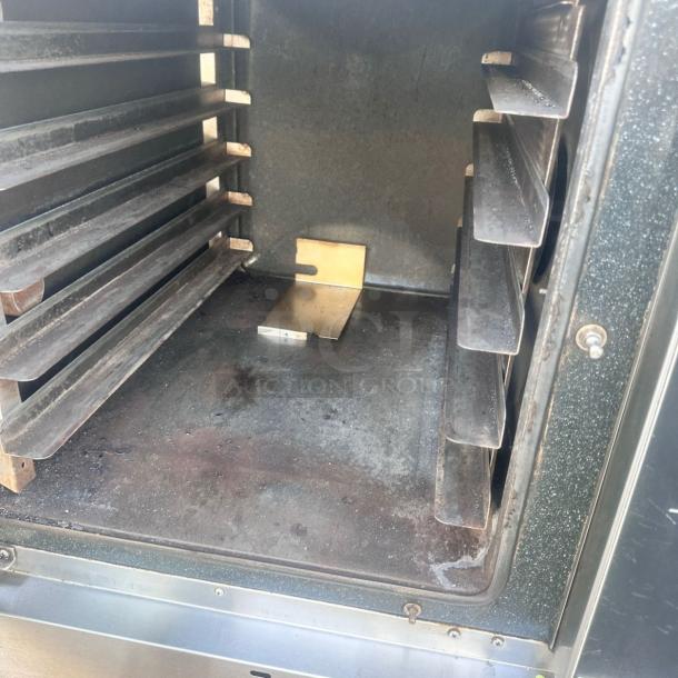 Excellent Condition Moffat Turbofan G32D5 Convection Oven – Gas – Tested & Working! - Image 4 of 8
