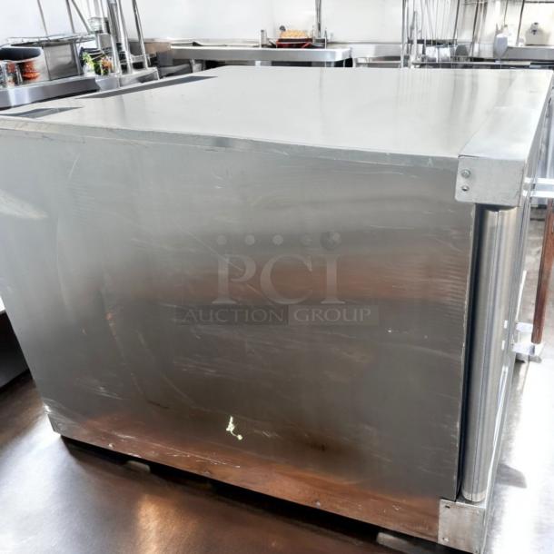 Excellent Condition Vulcan Double Deck Convection Oven – Gas – Tested & Working! - Image 5 of 6