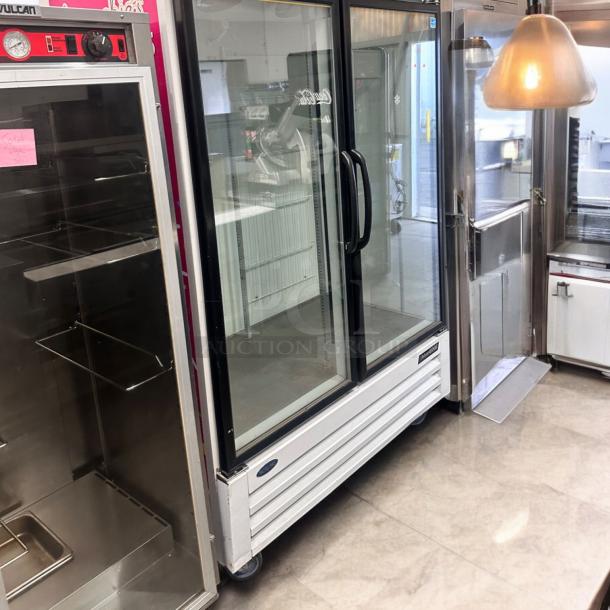 Excellent Condition Standex NLGFP48-HG-W Two-Door Glass Refrigerator – 115V – Tested & Working! - Image 7 of 8