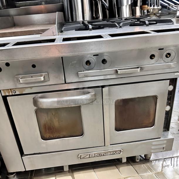 Excellent Condition Southbend Commercial Range with Salamander – Tested & Working! - Image 3 of 7