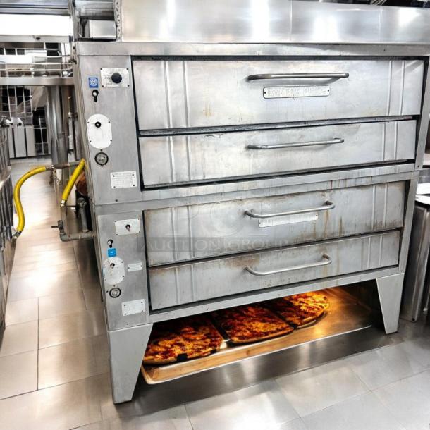 Baker’s Pride Triple Deck Pizza Oven – Gas Powered – Heavy-Duty Commercial Use - Image 4 of 8