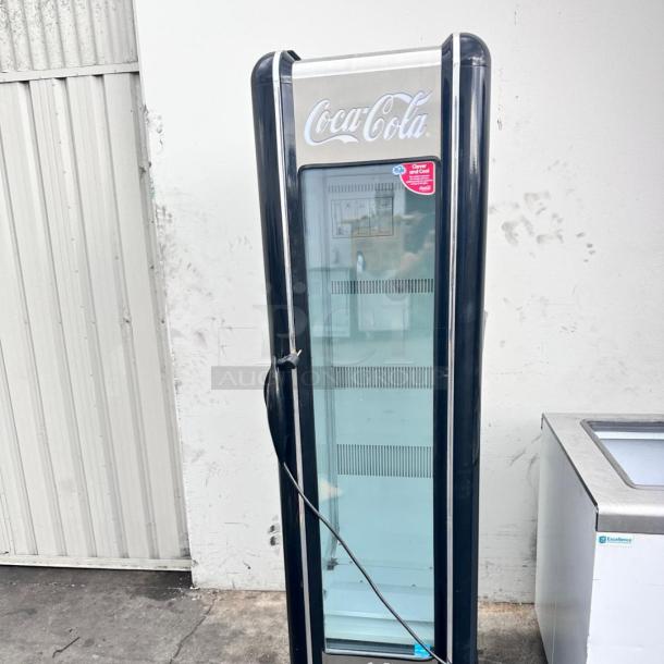 Frigoglass Retro Coca-Cola Refrigerator – 115V Like New Condition! - Image 3 of 9