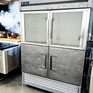 Excellent Condition True T-49-2-G-2 Glass Door Refrigerator – 115V – Tested & Working!