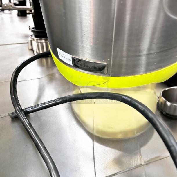 Excellent Condition Santos Type 68V1 Commercial Juice Extractor – 110-120V – Tested & Working! - Image 4 of 7