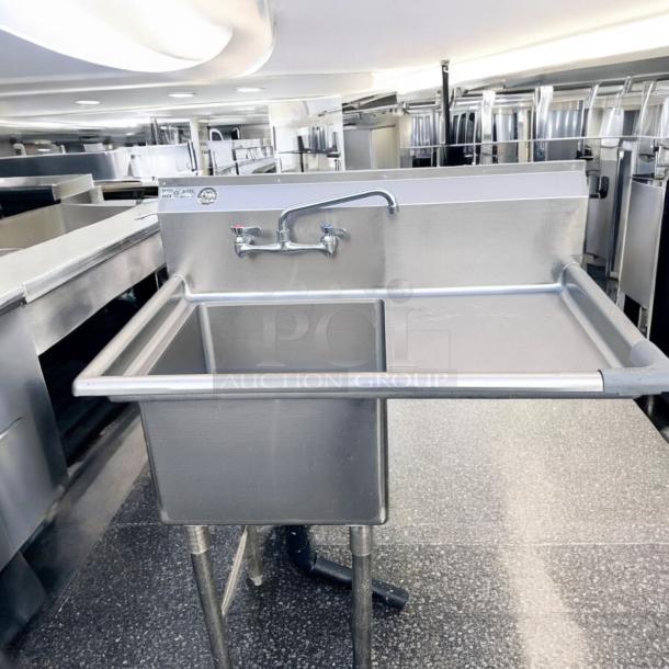 Excellent Condition GSW Stainless Steel Sink with Side Draining Boards – NSF Certified – Tested & Working! - Image 1 of 5