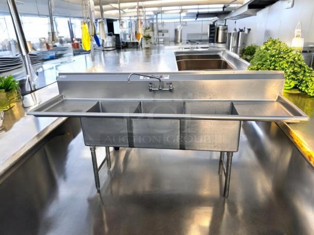 Excellent Stainless Steel 3-Compartment Sink with Dual Drainboards - Image 2 of 9