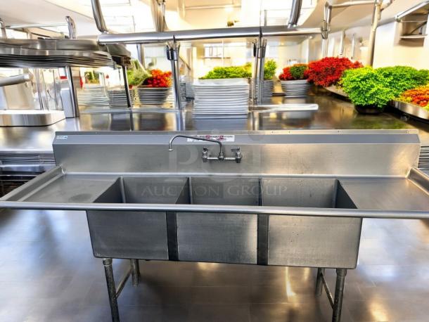 Excellent Stainless Steel 3-Compartment Sink with Dual Drainboards - Image 4 of 9
