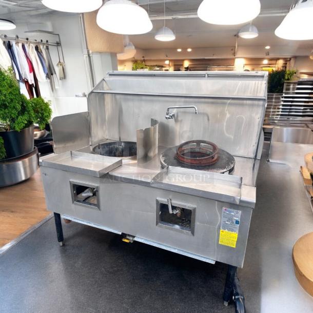 Excellent China Pacific Commercial Double Gas Wok Range – Tested and Working! - Image 1 of 16