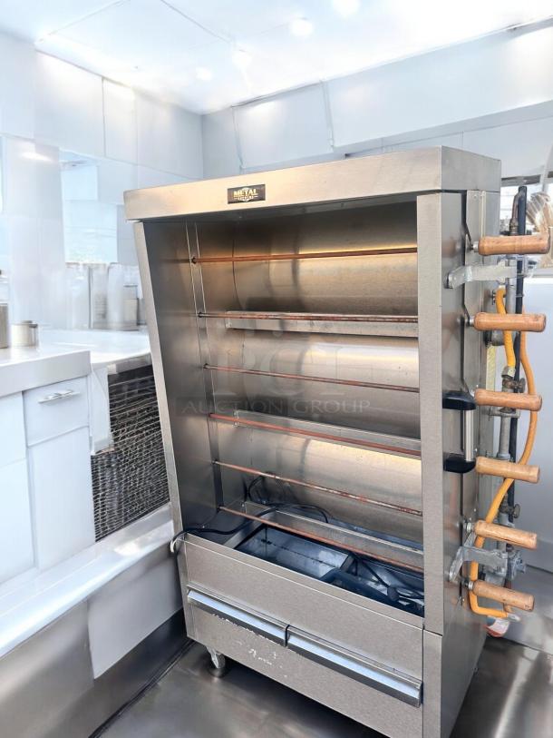 Excellent Metal Supreme Gas Rotisserie Oven – 110V, 90,000 BTU – Tested and Working! - Image 4 of 12