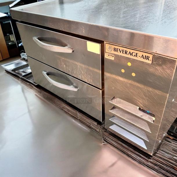 Excellent Condition Beverage-Air Stainless Steel Refrigerated Chef Base  – 115V – Tested & Working! - Image 2 of 6
