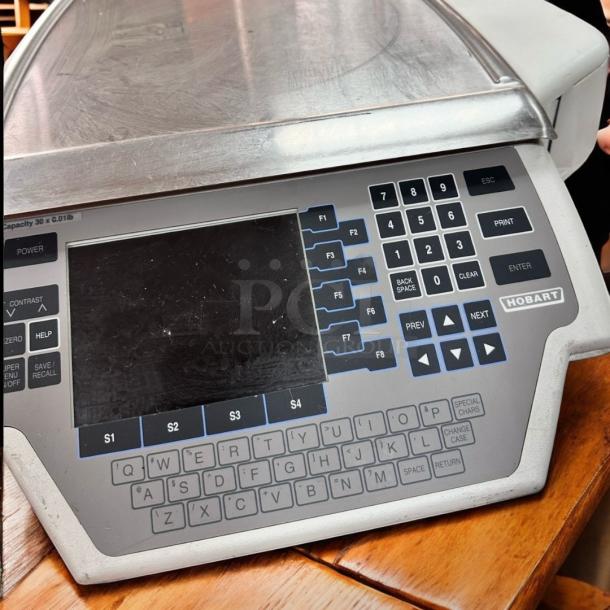 Excellent Condition Hobart Quantum HT Scale with Printer – 120V – Tested & Working! - Image 1 of 14