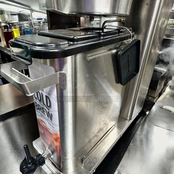 Excellent Condition Curtis CLDBR-3.5G Cold Brew Coffee Brewer – 120V – Tested & Working! - Image 6 of 8