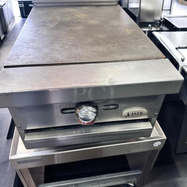 Excellent Condition Jade Range Commercial Griddle – Heavy Duty – NSF Certified – Tested & Working! - Image 1 of 5