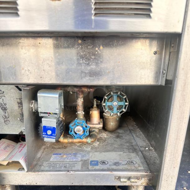 Excellent Condition Delfield 807U Taco Bell Rethermalizer – 120/208V – Tested & Working! - Image 5 of 8