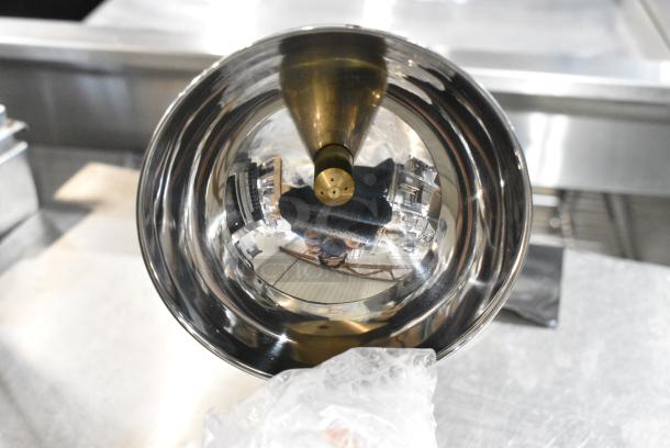 BRAND NEW SCRATCH AND DENT! Beverage-Air RC-500 Rapid Chill Countertop Mount Glass Froster - Image 5 of 6