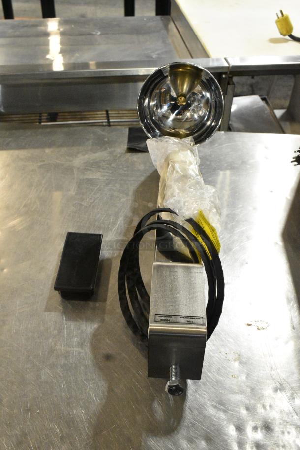 BRAND NEW SCRATCH AND DENT! Beverage-Air RC-500 Rapid Chill Countertop Mount Glass Froster - Image 1 of 8