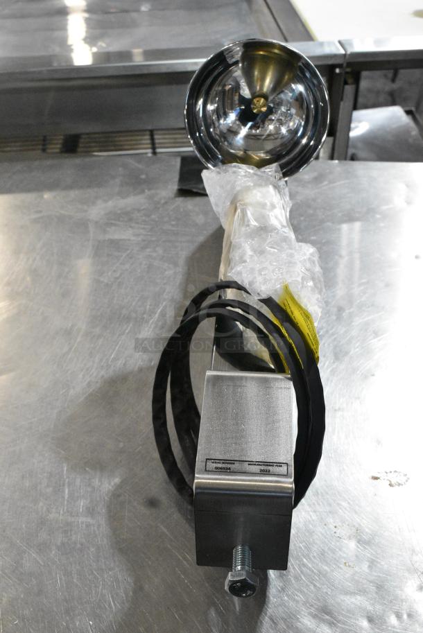 BRAND NEW SCRATCH AND DENT! Beverage-Air RC-500 Rapid Chill Countertop Mount Glass Froster - Image 5 of 8