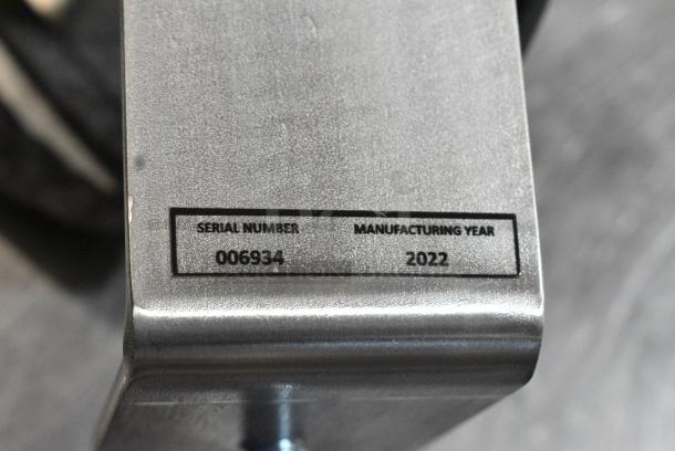 BRAND NEW SCRATCH AND DENT! Beverage-Air RC-500 Rapid Chill Countertop Mount Glass Froster - Image 8 of 8