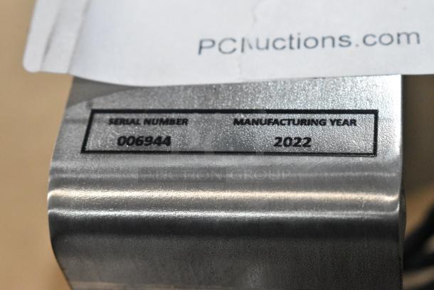 BRAND NEW SCRATCH AND DENT! 2022 Beverage-Air RC-500 Rapid Chill Countertop Mount Glass Froster - Image 6 of 7