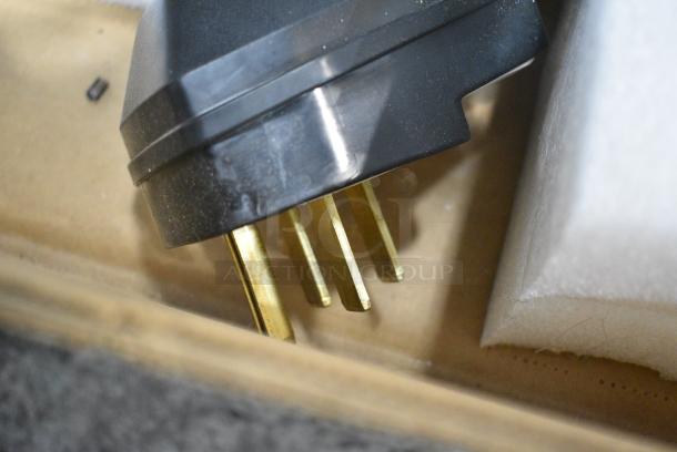 BRAND NEW! 2024 Turbochef i3DL Stainless Steel Commercial Countertop Electric Powered Rapid Cook Oven. 208/240 Volts, 3 Phase. - Image 5 of 9