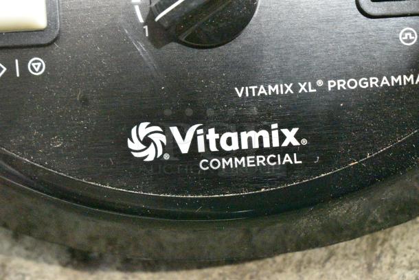 BRAND NEW SCRATCH AND DENT! 2023 Vita-Mix VM0141 Metal Commercial Countertop Variable Speed Blender w/ Pitcher. 120 Volts, 1 Phase. Tested and Working! - Image 4 of 7