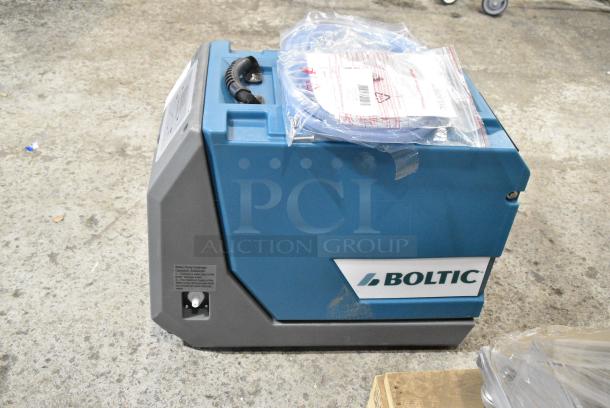 BRAND NEW SCRATCH AND DENT! Boltic 22BMCD70P 110 Pint Steel Commercial Dehumidifier with Drain Hose and Wheels. 115 Volts, 1 Phase. - Image 5 of 10