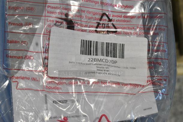 BRAND NEW SCRATCH AND DENT! Boltic 22BMCD70P 110 Pint Steel Commercial Dehumidifier with Drain Hose and Wheels. 115 Volts, 1 Phase. - Image 8 of 10