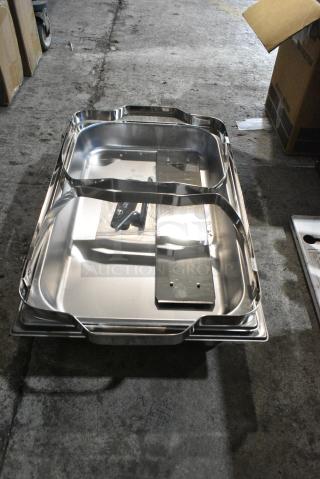 4 BRAND NEW SCRATCH AND DENT! Choice 100FOLDCHAFE Economy 8 Qt. Full Size Stainless Steel Chafer with Folding Frame. 4 Times Your Bid!