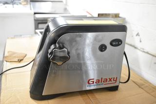 BRAND NEW SCRATCH AND DENT! Galaxy 177SMG8 #8 Electric Meat Grinder. 120 Volts, 1 Phase. Tested and Working!