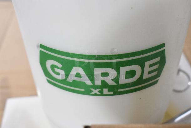 BRAND NEW SCRATCH AND DENT! Garde XL 2" x 3/4" Slider / Burger Press - 1000 Sliders/Hour - Image 4 of 6