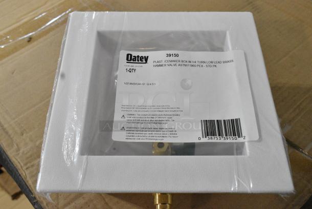6 BRAND NEW SCRATCH AND DENT! Oatey 39150 Square Expansion PEX Ice Maker Outlet Box w/ Water Hammer Arrestor. 6 Times Your Bid! - Image 3 of 5