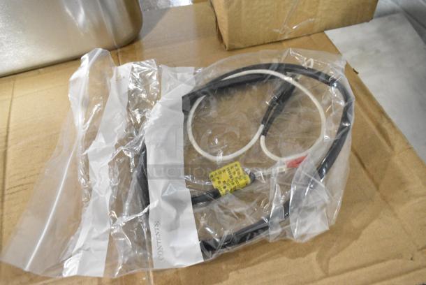 BRAND NEW SCRATCH AND DENT! Avantco 17813722 Replacement Drain Line Heater - Image 1 of 3