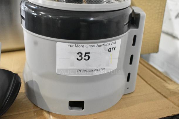 BRAND NEW SCRATCH AND DENT! Robot Coupe Food Processor Bowl - Image 4 of 5