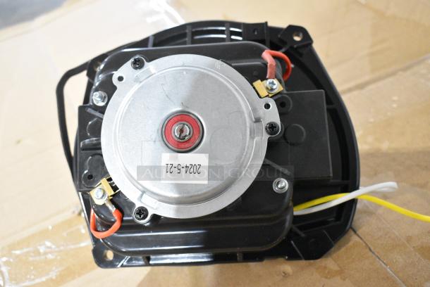 BRAND NEW SCRATCH AND DENT! 2024-5-21 Motor. - Image 4 of 5