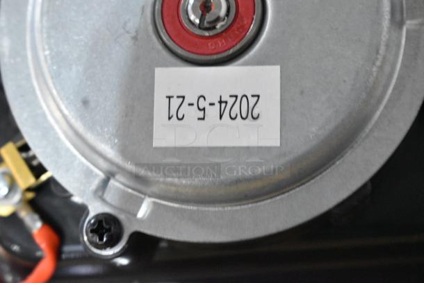 BRAND NEW SCRATCH AND DENT! 2024-5-21 Motor. - Image 5 of 5