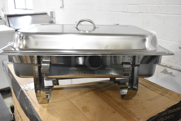 BRAND NEW SCRATCH AND DENT! Stainless Steel Chafer w/ Drop In - Image 1 of 6