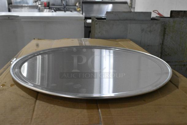 3 BRAND NEW SCRATCH AND DENT! Choice 407PZWRIM18 18" Aluminum Wide Rim Pizza Pan. 3 Times Your Bid! - Image 1 of 3