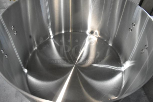 2 BRAND NEW SCRATCH AND DENT! Choice 471SAP40QT 40 Qt. Aluminum Sauce Pot. 2 Times Your Bid! - Image 4 of 5