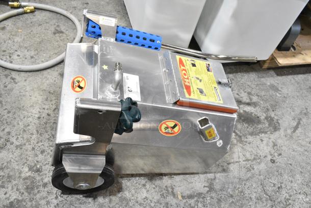 BRAND NEW SCRATCH AND DENT! Shortening Shuttle Stainless Steel Oil Transport Pump - Image 5 of 8