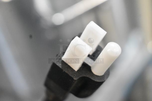 BRAND NEW SCRATCH AND DENT! Avantco MX30H Metal Commercial Floor Style 30 Quart Planetary Dough Mixer w/ Stainless Steel Mixing Bowl, Bowl Guard, Whisk, Paddle and Dough Hook Attachments. 120 Volts, 1 Phase. Tested and Does Not Power On - Image 8 of 9