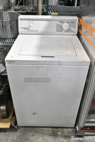 BRAND NEW SCRATCH AND DENT! Speed Queen Alliance LWN432SP115TW01 TV2000WN 3.22 cu. ft. 27" Top Load Commercial Washer - Free Use. 120 Volts, 1 Phase.