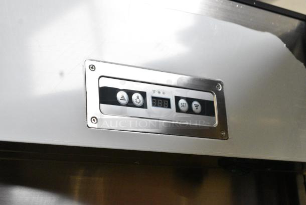 BRAND NEW SCRATCH AND DENT! AvaValley Metal Commercial Single Door Reach In Wine Chiller Merchandiser on Commercial Casters. See Pictures for Broken Glass. 115 Volts, 1 Phase. Tested and Working! - Image 5 of 9