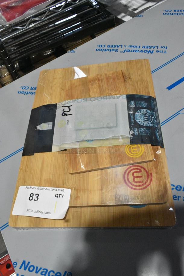 BRAND NEW SCRATCH AND DENT! MasterChef VRD209102114 Wooden 3 Cutting Board Set - Image 1 of 4