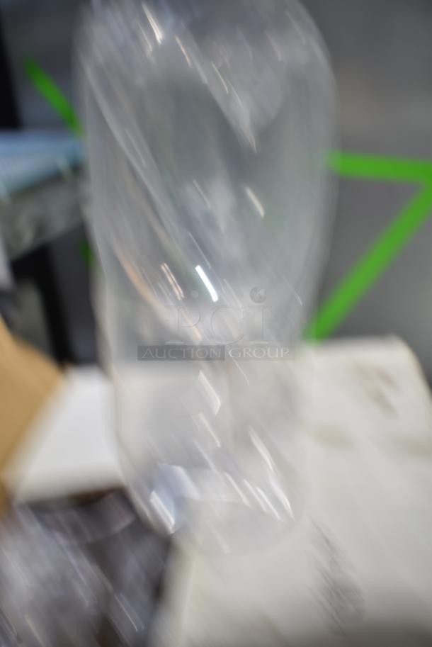 2 BRAND NEW SCRATCH AND DENT! Boxes of 24 SW-1404-1-CL Wine Glasses. 2 Times Your Bid! - Image 3 of 4