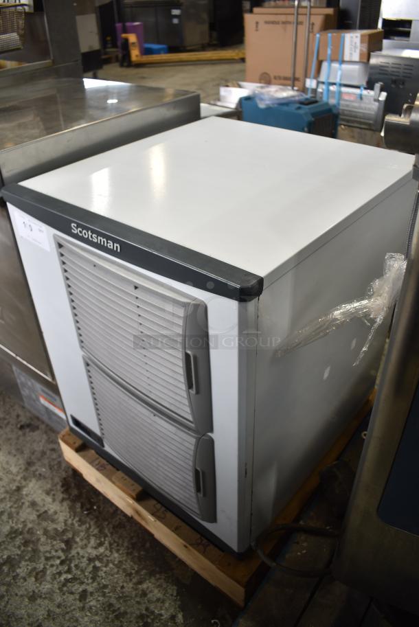 BRAND NEW SCRATCH AND DENT! 2023 Scotsman FS1222A-32B Stainless Steel Commercial Ice Head. 208/230 Volts, 1 Phase. - Image 3 of 6