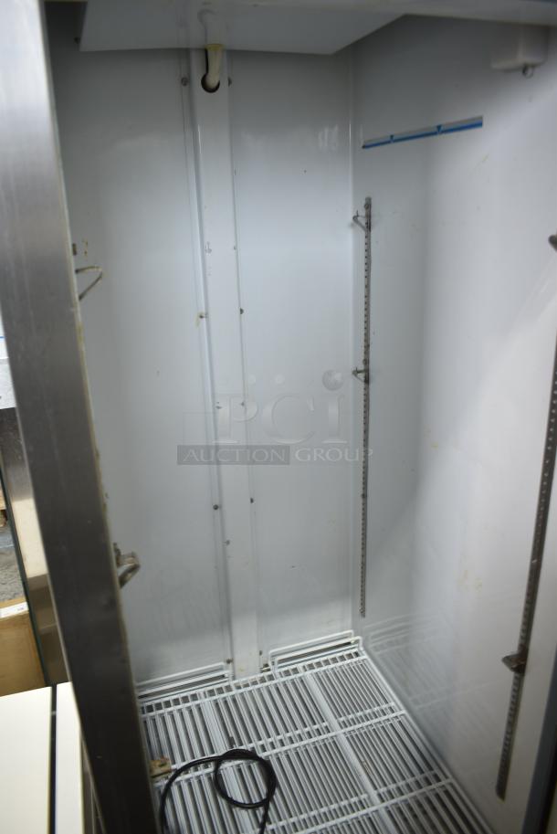 Centaur CSD-1DR-BAL Stainless Steel Commercial Single Door Reach In Cooler w/ Poly Coated Racks. 115 Volts, 1 Phase. Tested and Powers On But Does Not Get Cold - Image 4 of 7