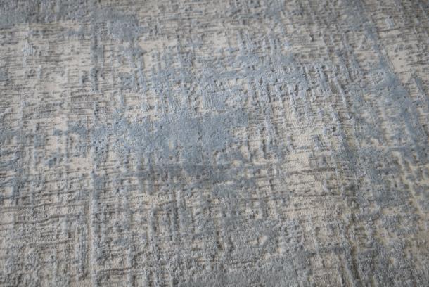 Calvin Klein MNL01 5'3"x7'3" Moonlight Rug. - Image 4 of 6