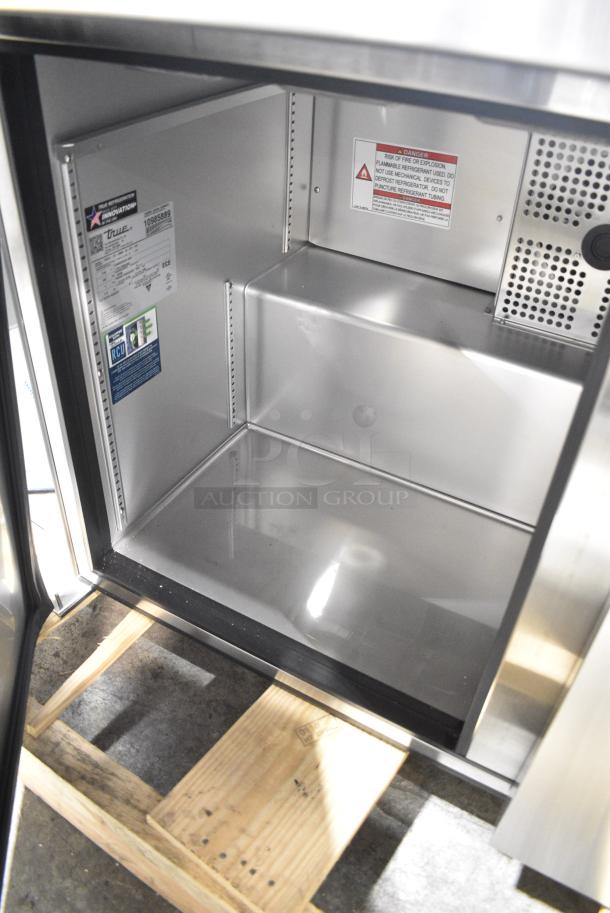 BRAND NEW SCRATCH AND DENT! 2024 True TSSU-72-30M-B-ST-HC Stainless Steel Commercial Prep Table. 115 Volts, 1 Phase. Tested and Working! - Image 6 of 15