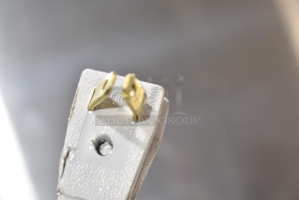 BRAND NEW SCRATCH AND DENT! 2024 True TSSU-72-30M-B-ST-HC Stainless Steel Commercial Prep Table. 115 Volts, 1 Phase. Tested and Working! - Image 15 of 15